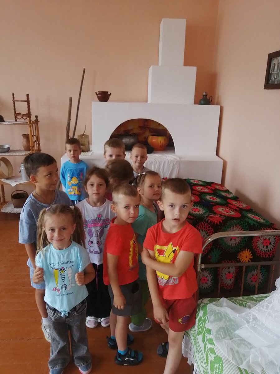 Экскурсия в этнографическую комнату «Белорусская хатка» 
