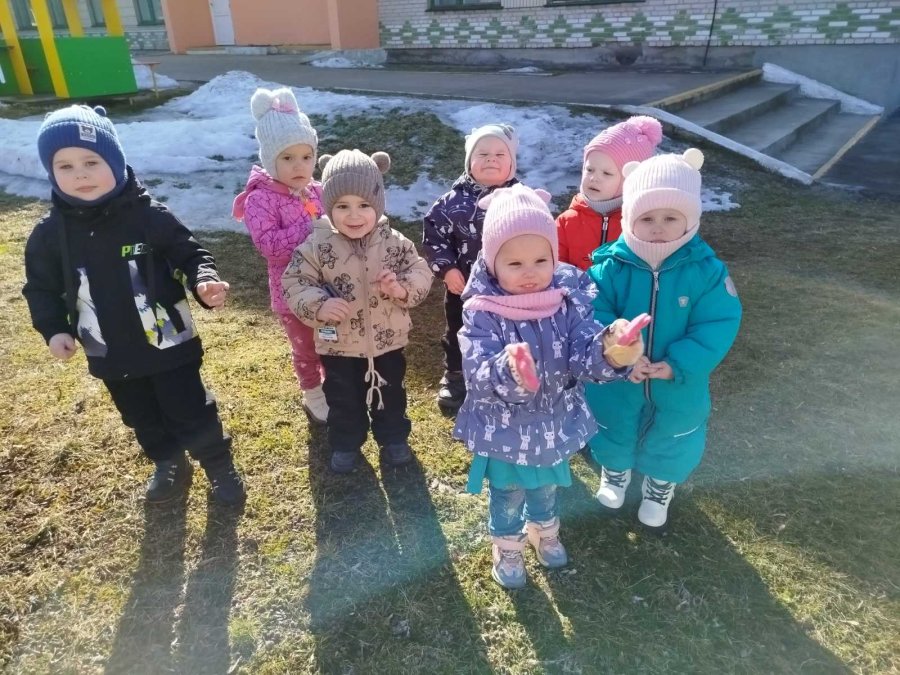 Наблюдаем приход весны. Первые тёплые деньки...